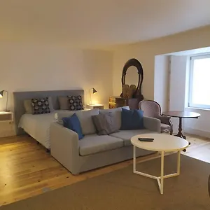 Combro 77 Charming By Get Your Apartment
